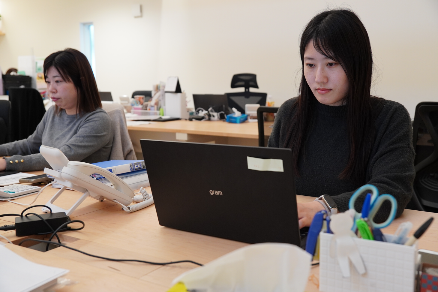 【保険代理店事務スタッフ】フレックスタイム制で子育て世代にも働きやすい！