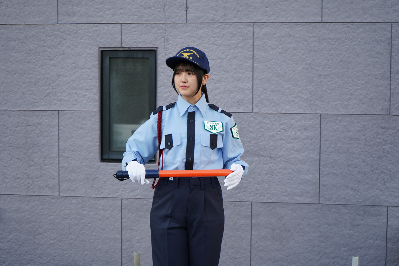 イメージ: 女性警備士も在籍